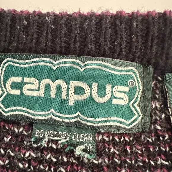 90s Campus Sweater Bold Blue, Black and Burgundy Crew Neck Vintage - Picture 5 of 10